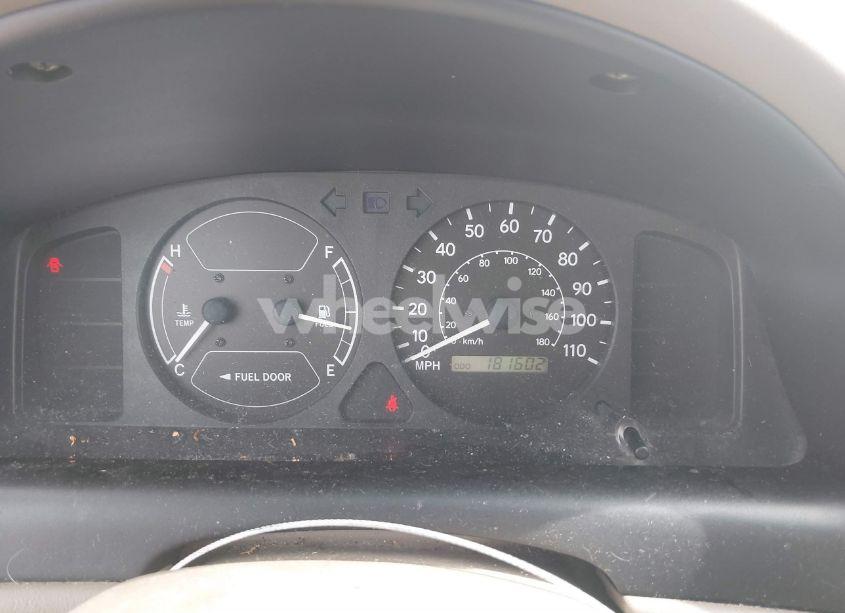 Photo 7 of 2002 Toyota Corolla CE (VIN 1NXBR12E52Z653332)