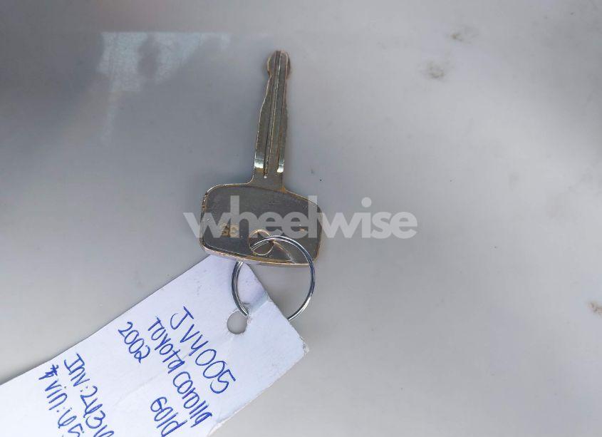 Photo 11 of 2002 Toyota Corolla LE (VIN 1NXBR12E52Z653878)