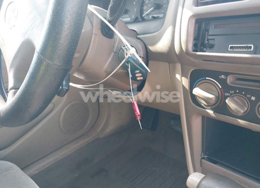 Photo 11 of 1998 Toyota Corolla CE (VIN 1NXBR12E5WZ025437)