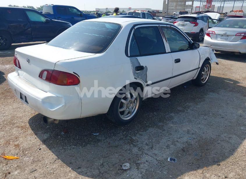 Photo 4 of 1998 Toyota Corolla CE (VIN 1NXBR12E5WZ025437)