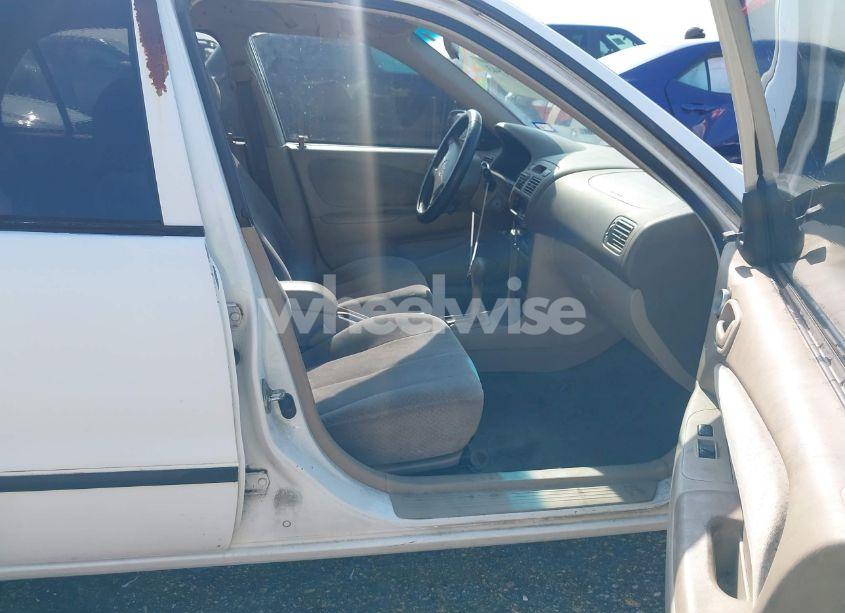 Photo 5 of 1998 Toyota Corolla CE (VIN 1NXBR12E5WZ025437)