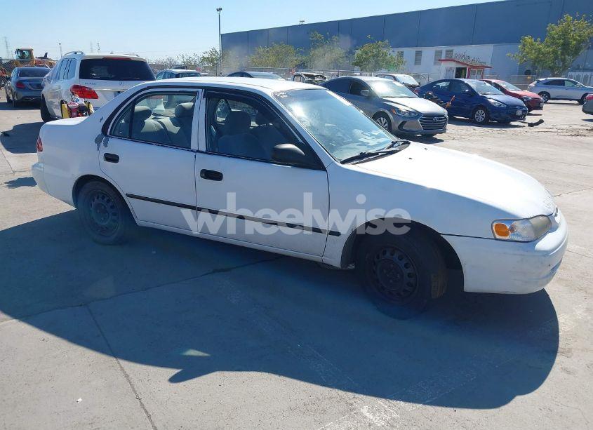1999 Toyota Corolla CE (VIN 1NXBR12E5XZ208600) main photo