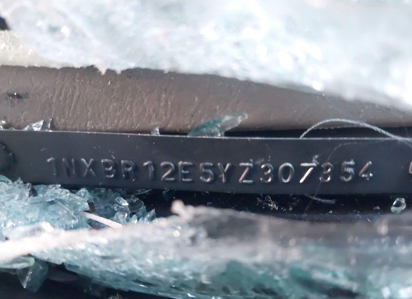 Photo 9 of 2000 Toyota Corolla CE (VIN 1NXBR12E5YZ307354)