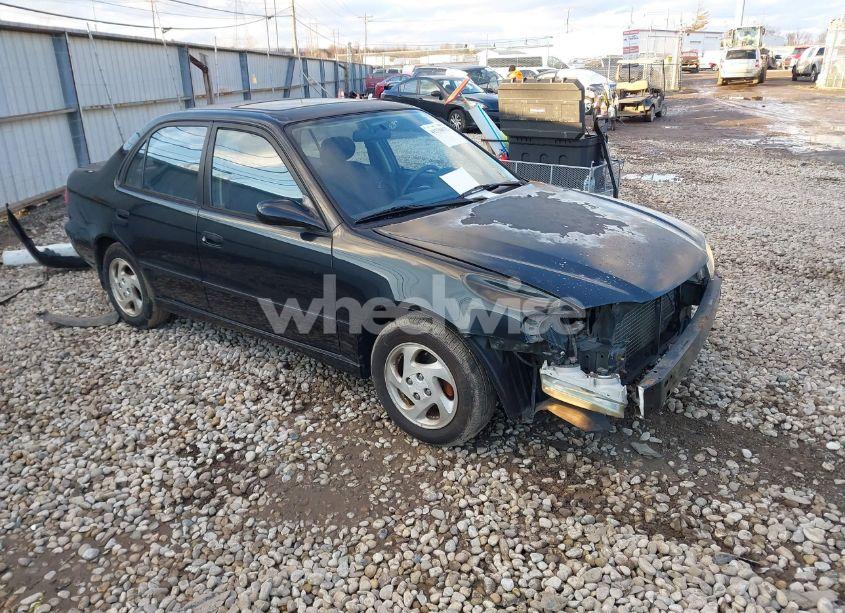 2002 Toyota Corolla S (VIN 1NXBR12E62Z590371) main photo