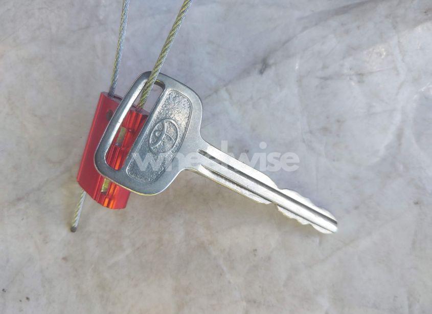 Photo 11 of 1998 Toyota Corolla CE (VIN 1NXBR12E6WZ065817)