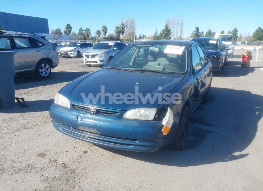 Photo 2 of 1998 Toyota Corolla CE (VIN 1NXBR12E6WZ065817)