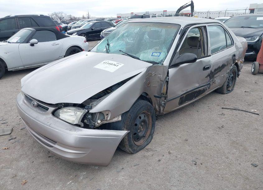 Photo 2 of 2000 Toyota Corolla VE (VIN 1NXBR12E6YZ373752)
