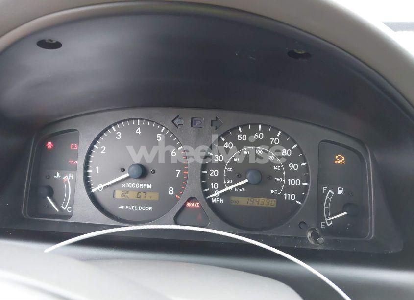 Photo 7 of 2001 Toyota Corolla LE (VIN 1NXBR12E71Z558172)