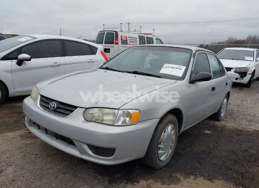 Photo 2 of 2001 Toyota Corolla CE (VIN 1NXBR12E71Z558852)