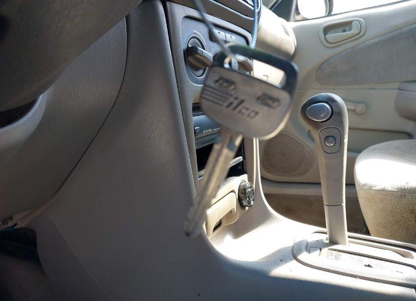 Photo 11 of 2002 Toyota Corolla CE (VIN 1NXBR12E72Z586975)