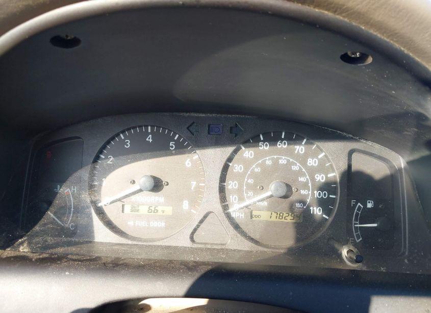 Photo 7 of 2002 Toyota Corolla LE (VIN 1NXBR12E72Z624446)