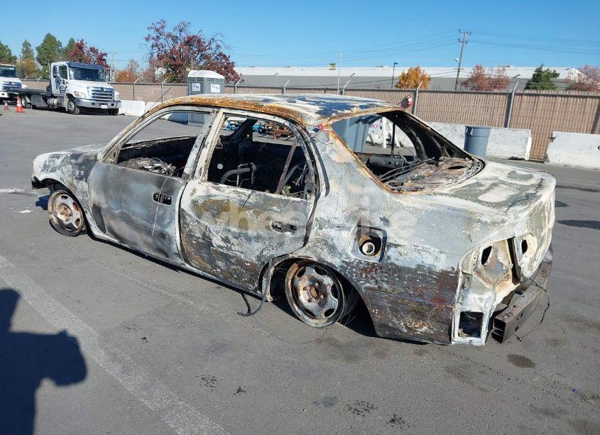 Photo 3 of 1999 Toyota Corolla VE (VIN 1NXBR12E7XZ246412)