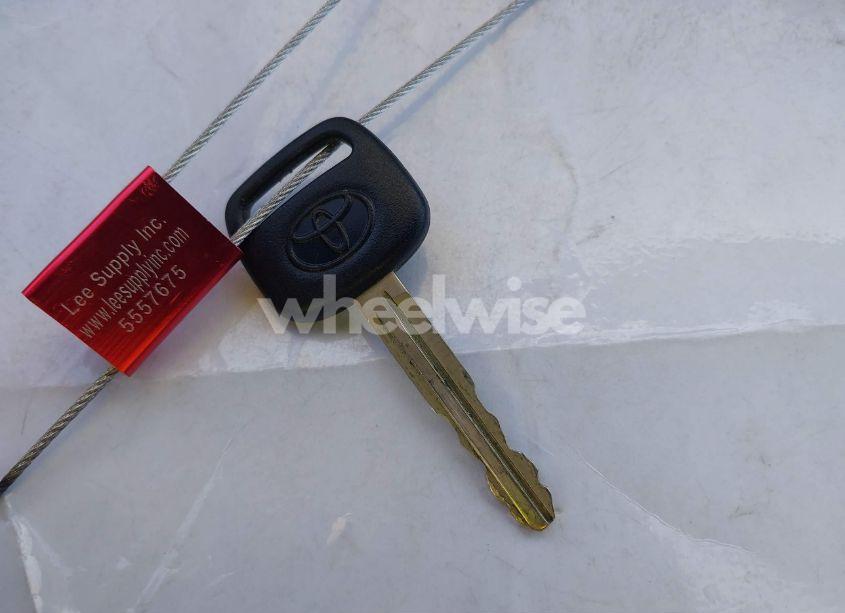 Photo 11 of 2000 Toyota Corolla CE (VIN 1NXBR12E7YZ382394)