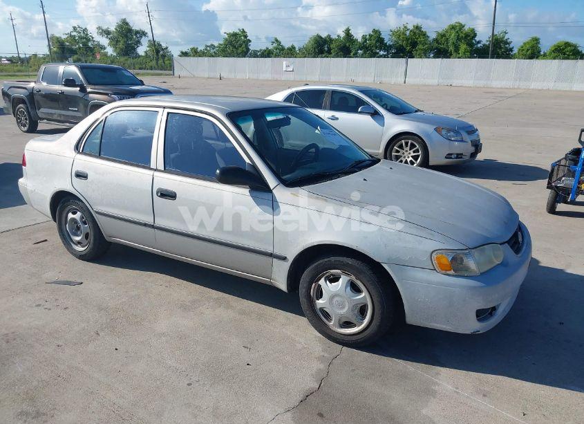 2002 Toyota Corolla CE (VIN 1NXBR12E82Z577668) main photo