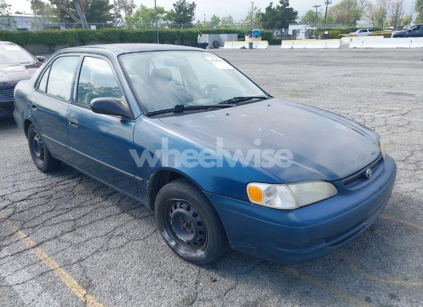 1998 Toyota Corolla CE (VIN 1NXBR12E8WZ052194) main photo