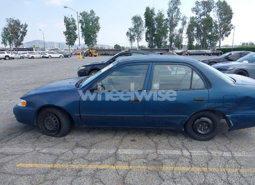 Photo 6 of 1998 Toyota Corolla CE (VIN 1NXBR12E8WZ052194)