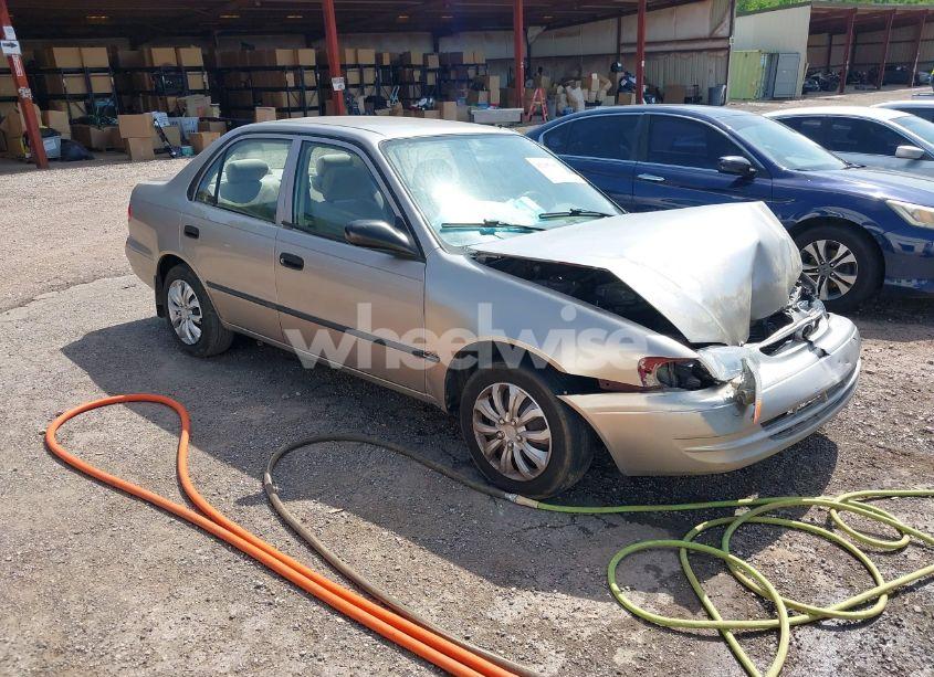 1999 Toyota Corolla CE (VIN 1NXBR12E8XZ209434) main photo