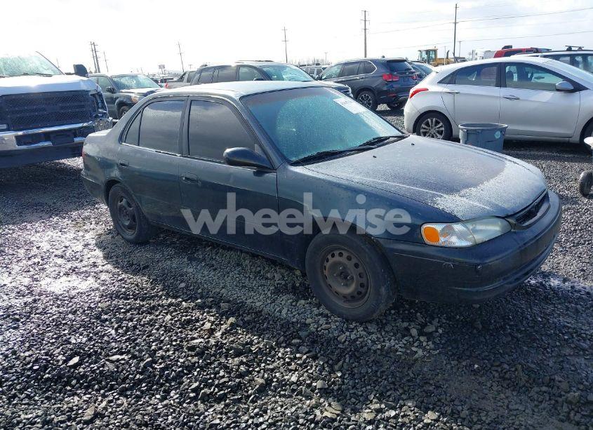 1999 Toyota Corolla VE (VIN 1NXBR12E8XZ300638) main photo