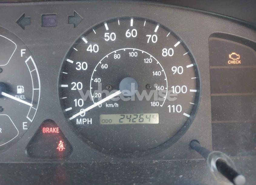 Photo 7 of 2000 Toyota Corolla VE (VIN 1NXBR12E8YZ373459)