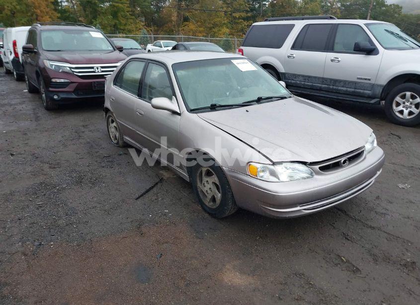 2000 Toyota Corolla LE (VIN 1NXBR12E8YZ383859) main photo