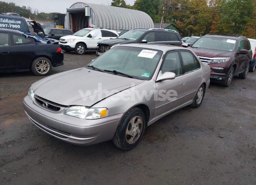 Photo 2 of 2000 Toyota Corolla LE (VIN 1NXBR12E8YZ383859)