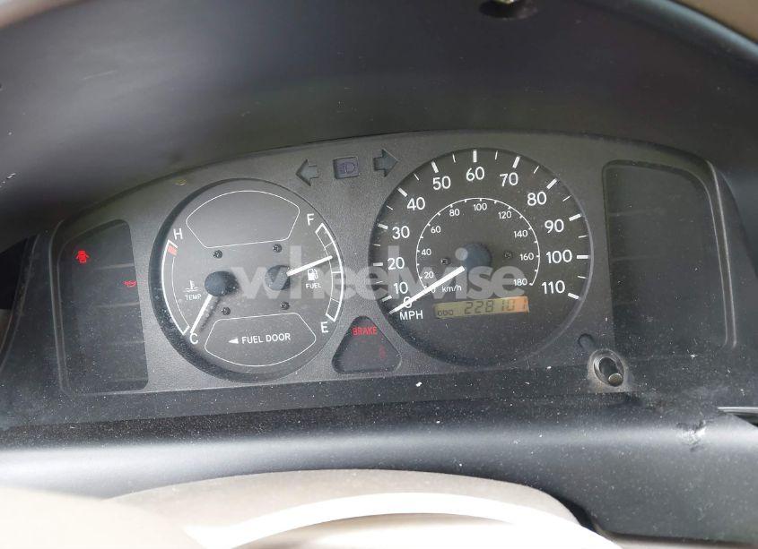 Photo 7 of 2001 Toyota Corolla CE (VIN 1NXBR12E91Z496810)