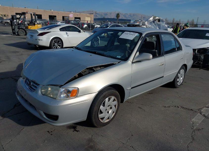 Photo 2 of 2001 Toyota Corolla LE (VIN 1NXBR12E91Z557864)