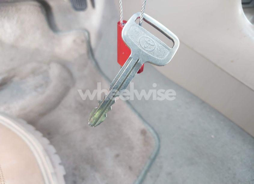 Photo 11 of 2002 Toyota Corolla LE (VIN 1NXBR12E92Z578151)