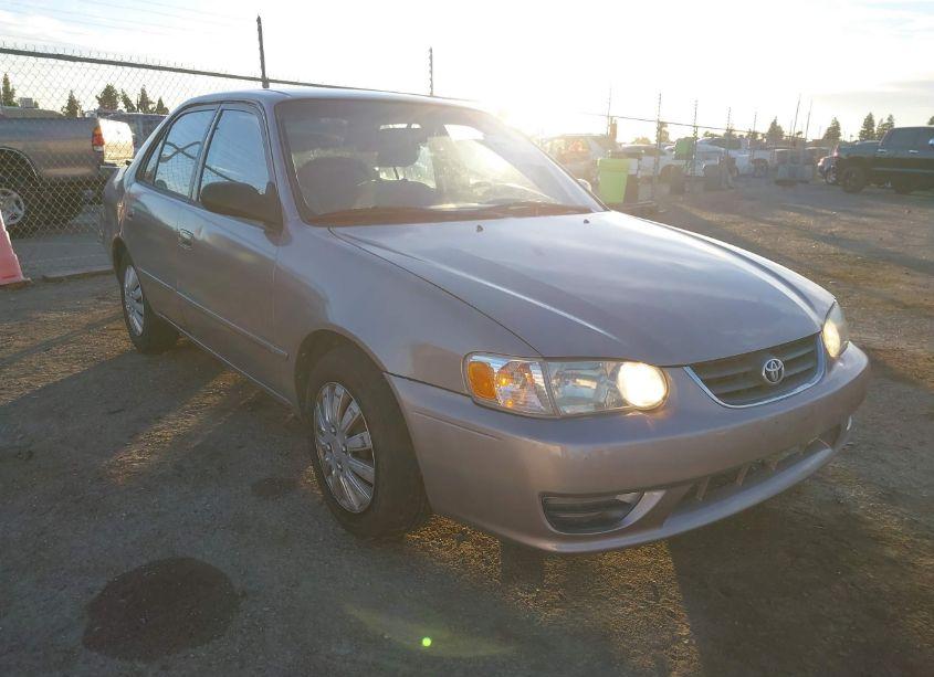 2002 Toyota Corolla CE (VIN 1NXBR12E92Z582569) main photo
