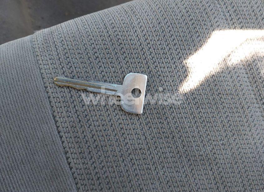 Photo 11 of 2002 Toyota Corolla CE (VIN 1NXBR12E92Z586458)