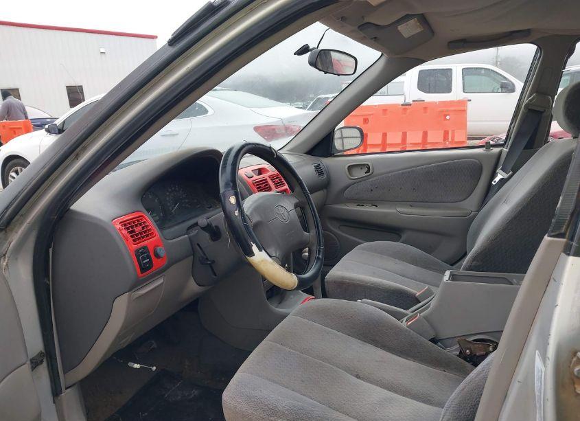 Photo 5 of 2002 Toyota Corolla LE (VIN 1NXBR12E92Z610158)