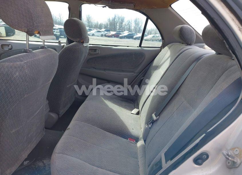 Photo 8 of 2002 Toyota Corolla LE (VIN 1NXBR12E92Z622035)