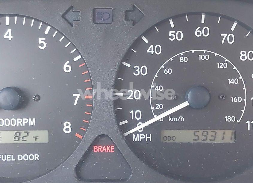 Photo 7 of 2002 Toyota Corolla LE (VIN 1NXBR12E92Z634945)