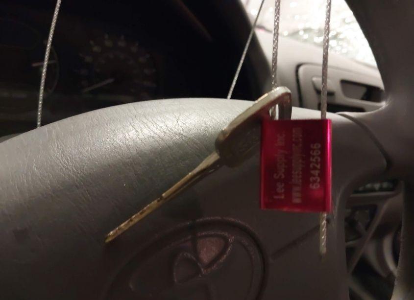 Photo 11 of 2002 Toyota Corolla CE (VIN 1NXBR12E92Z641829)