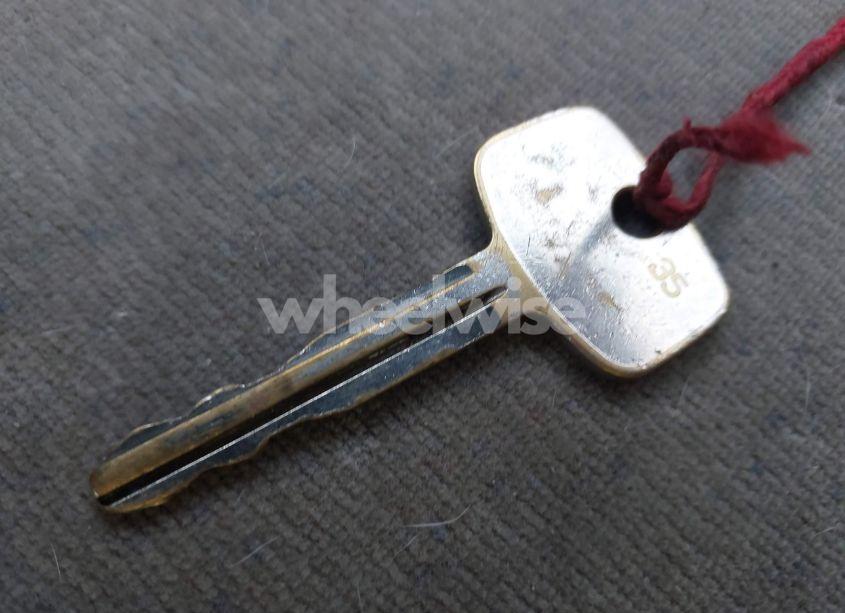 Photo 11 of 1998 Toyota Corolla CE (VIN 1NXBR12E9WZ138078)