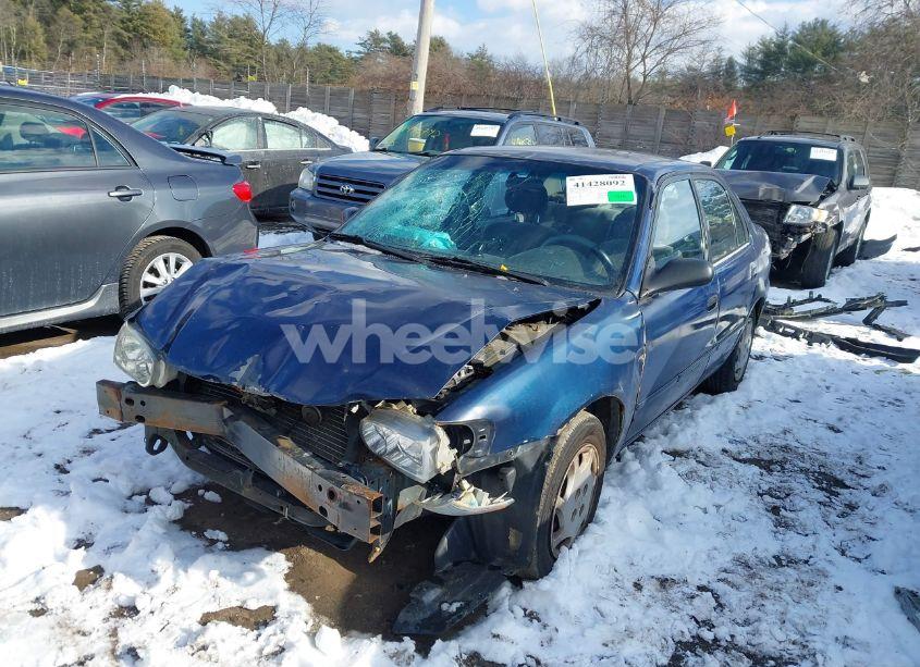 Photo 2 of 2001 Toyota Corolla LE (VIN 1NXBR12EX1Z450516)
