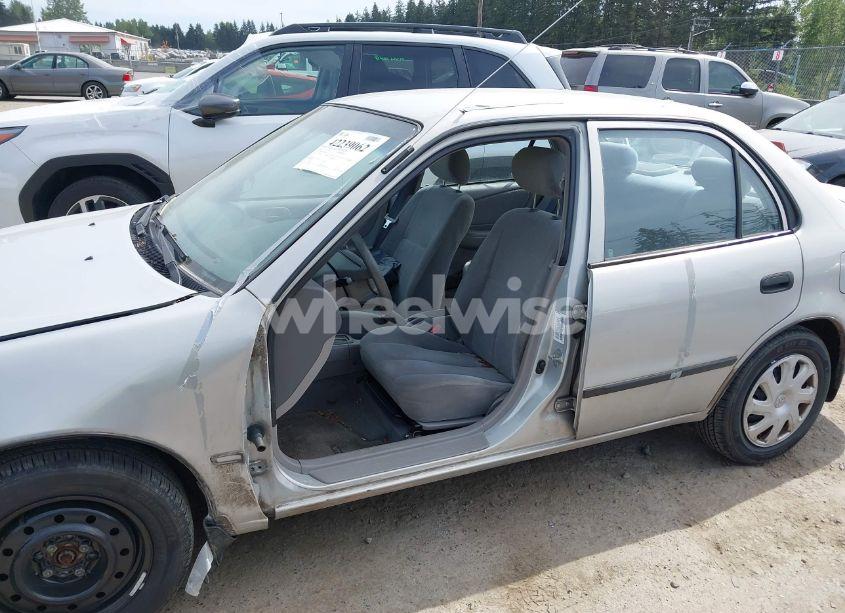 Photo 6 of 2002 Toyota Corolla CE (VIN 1NXBR12EX2Z606281)