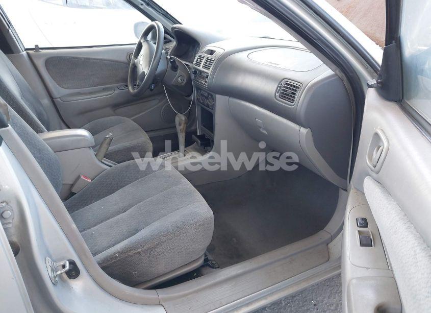 Photo 5 of 2002 Toyota Corolla LE (VIN 1NXBR12EX2Z629298)