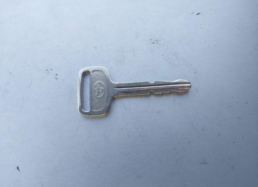 Photo 11 of 2000 Toyota Corolla VE (VIN 1NXBR12EXYZ320391)