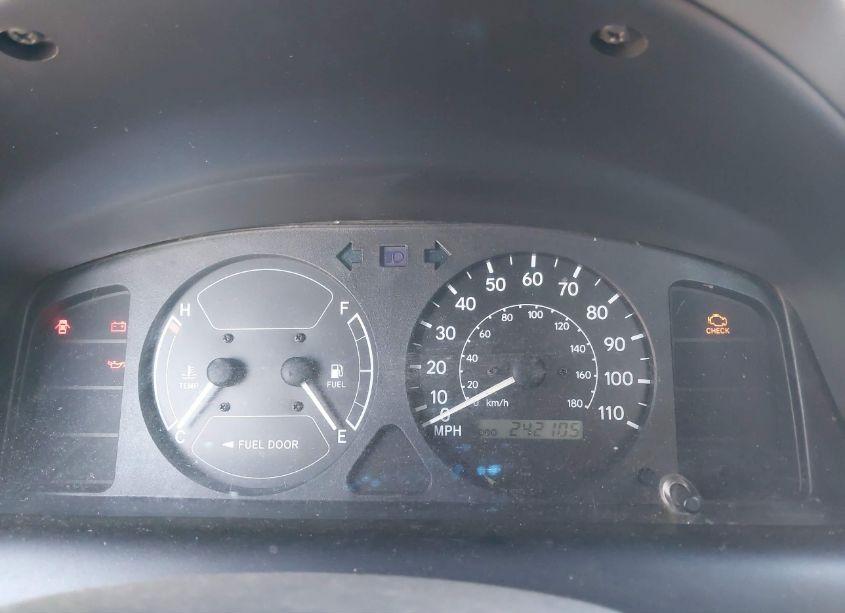 Photo 15 of 2000 Toyota Corolla CE (VIN 1NXBR12EXYZ325008)