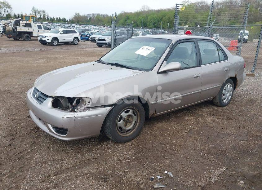 Photo 2 of 2001 Toyota Corolla LE (VIN 1NXBR18E11Z545666)