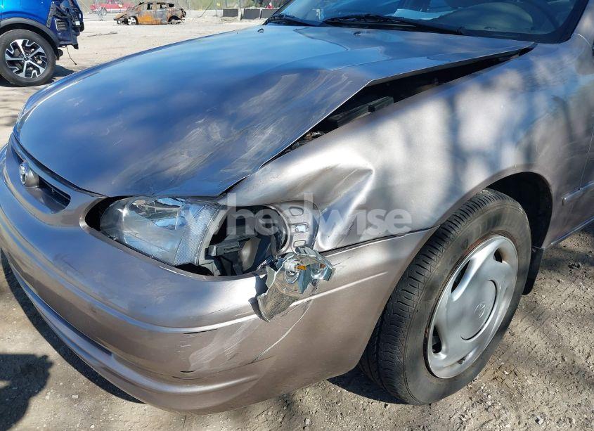 Photo 6 of 1998 Toyota Corolla LE (VIN 1NXBR18E1WZ060208)