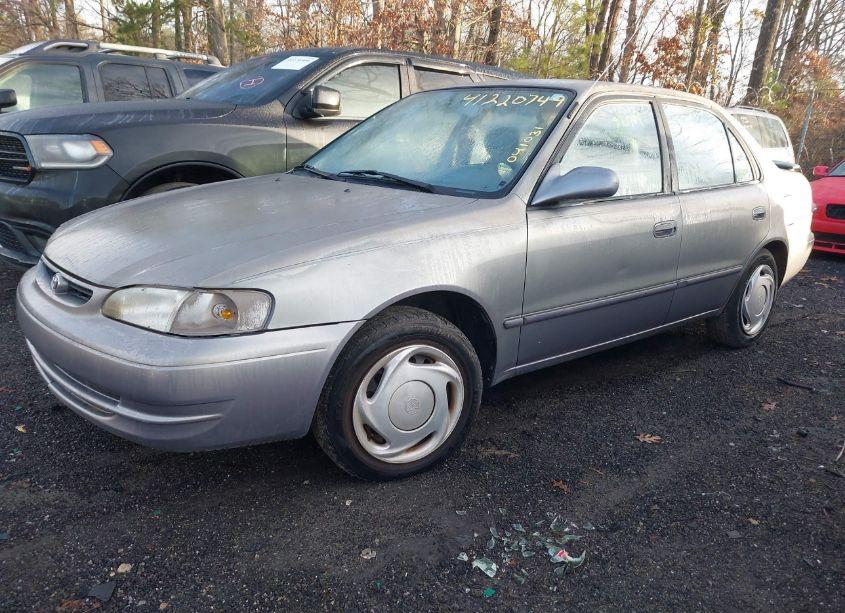 Photo 2 of 1998 Toyota Corolla LE (VIN 1NXBR18E3WZ041031)