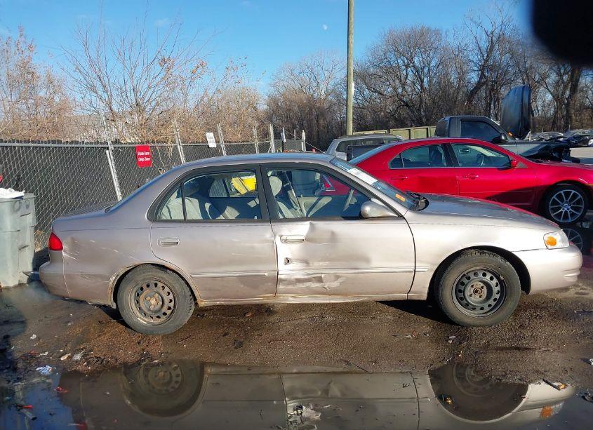 Photo 6 of 1998 Toyota Corolla LE (VIN 1NXBR18E5WZ070269)