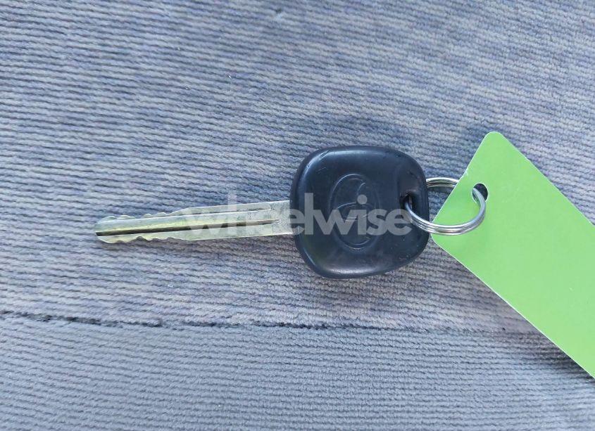 Photo 11 of 2005 Toyota Corolla LE (VIN 1NXBR30E05Z400308)