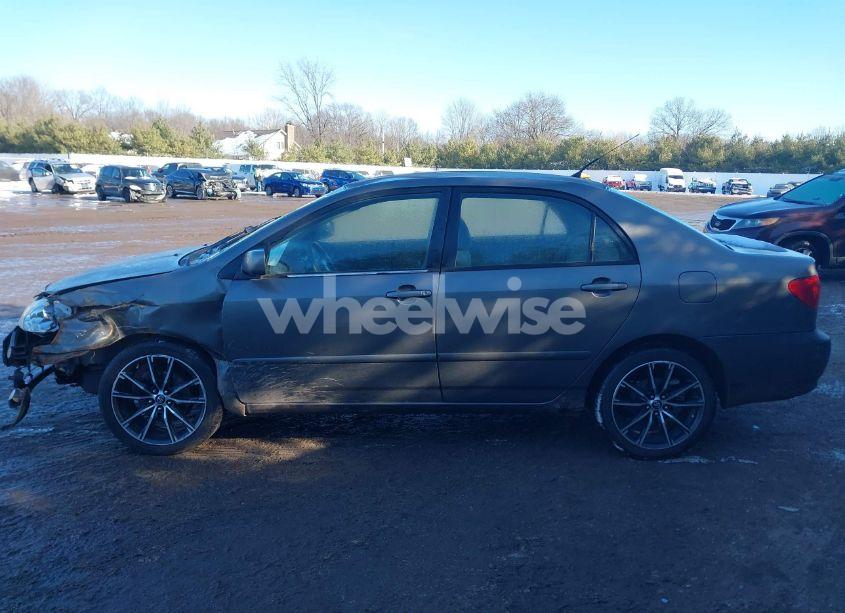 Photo 14 of 2005 Toyota Corolla LE (VIN 1NXBR30E05Z400308)