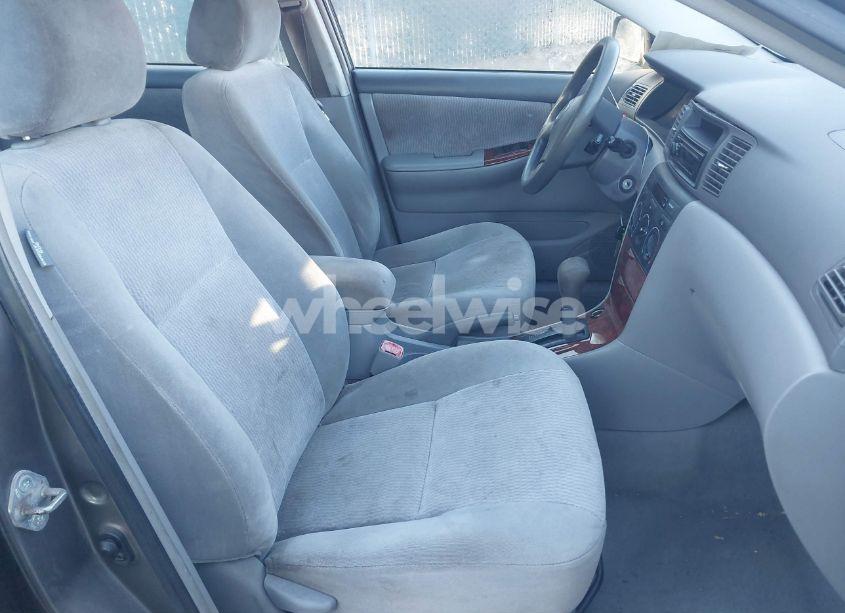 Photo 5 of 2005 Toyota Corolla LE (VIN 1NXBR30E05Z400308)