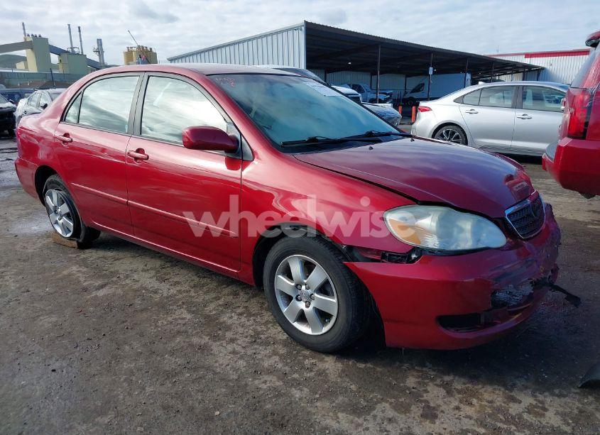 2005 Toyota Corolla LE (VIN 1NXBR30E15Z484428) main photo