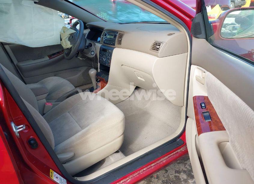 Photo 5 of 2005 Toyota Corolla LE (VIN 1NXBR30E15Z484428)