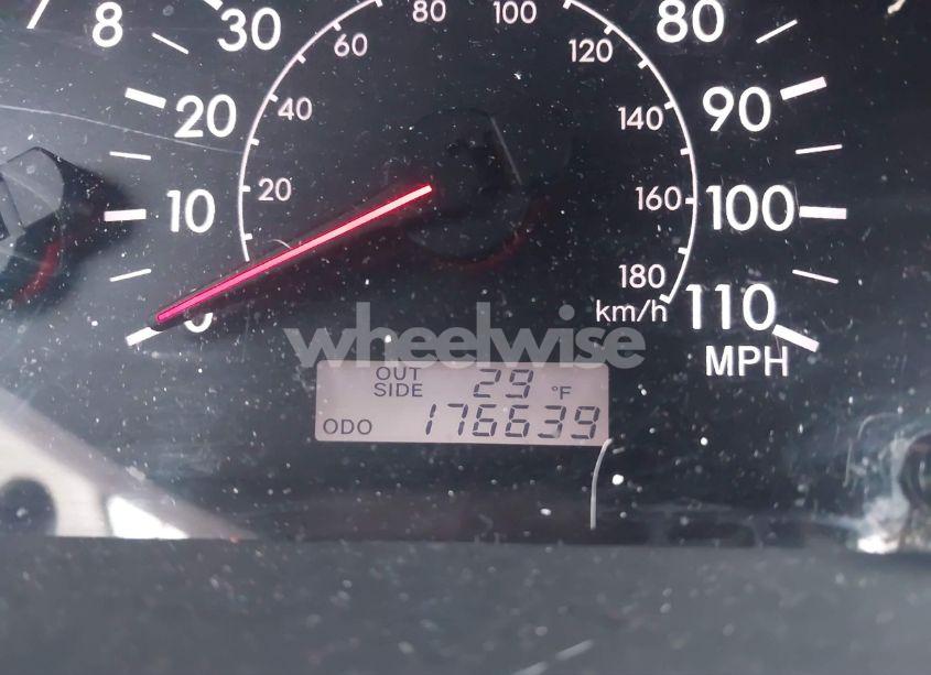 Photo 7 of 2008 Toyota Corolla LE (VIN 1NXBR30E18Z021354)